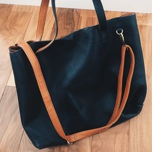 URBAN OUTFITTERS NAVY & TAN REVERSIBLE TOTE BAG